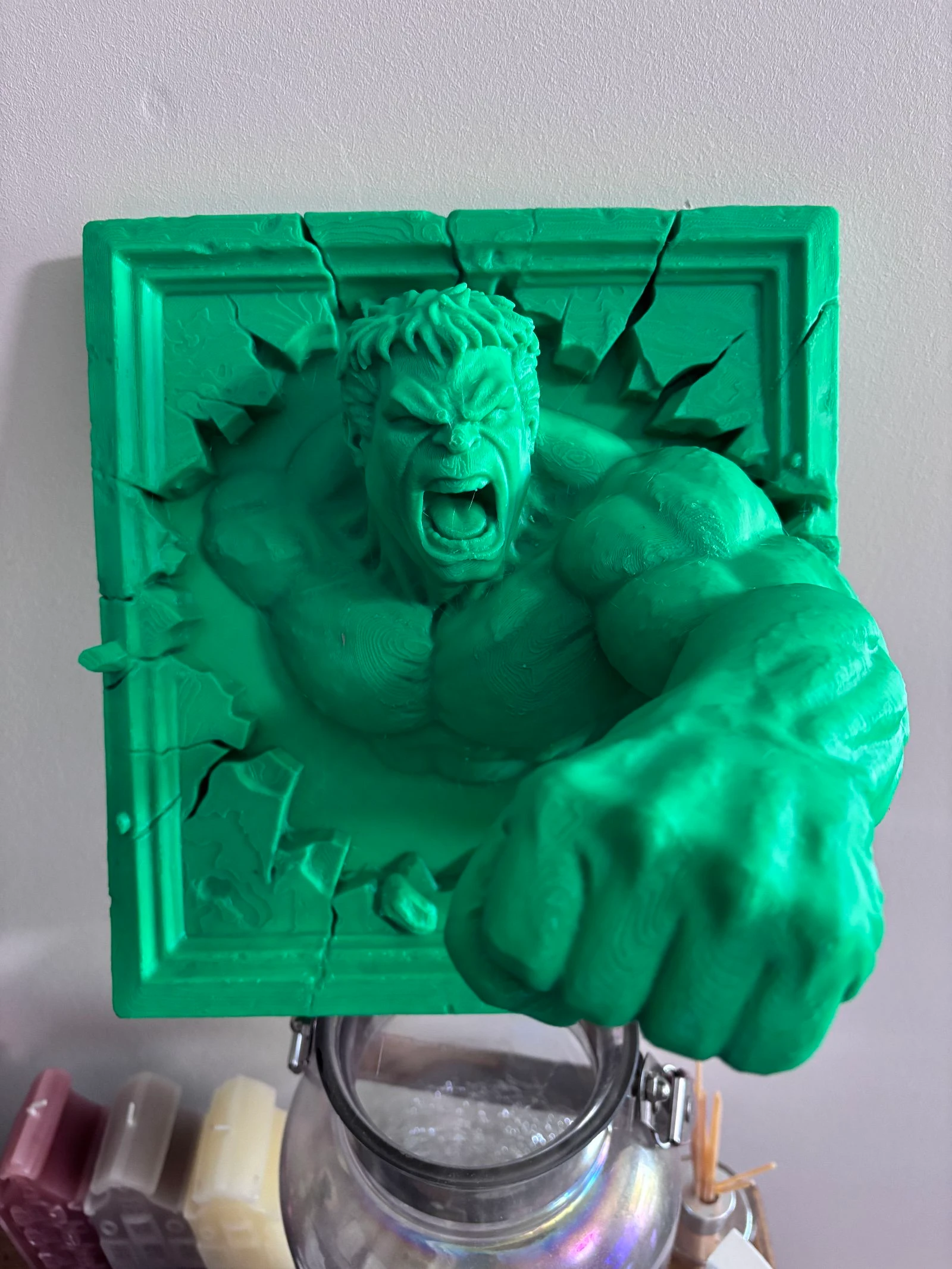 Cadre hulk en relief 24 sur 22 sur 17 cm💚 – photo 9